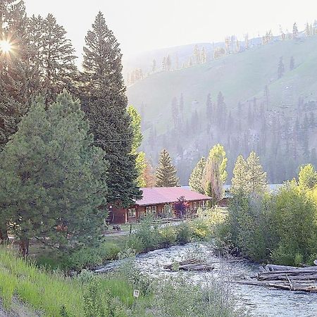 Southfork Lodge - Riverside Inn Lowman Eksteriør bilde