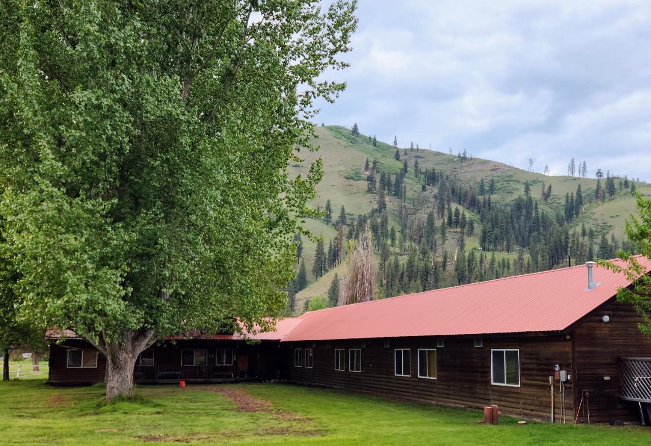 Southfork Lodge - Riverside Inn Lowman Eksteriør bilde
